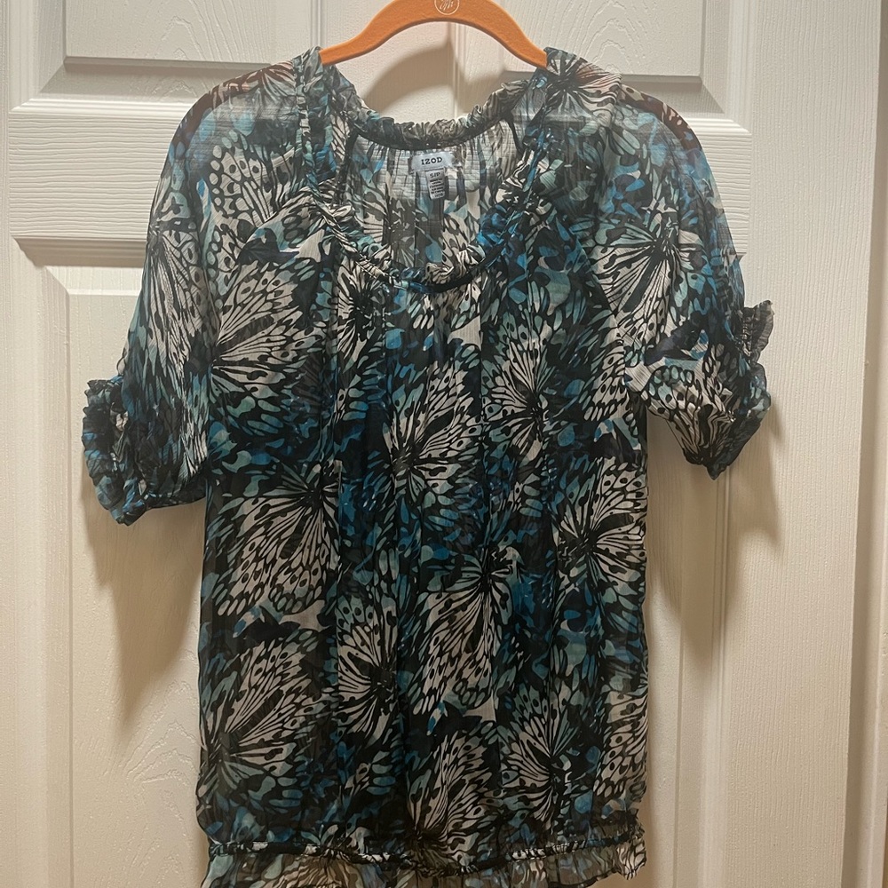 Izod Pull Over Blouse